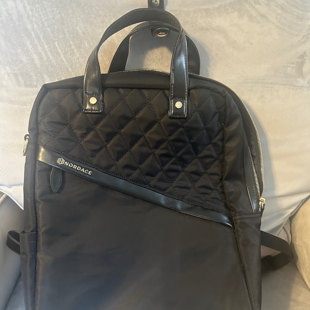 Nordace Beth - Smart Totepack (NWOT)